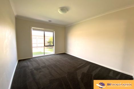 Property photo of 8 Knight Avenue Point Cook VIC 3030