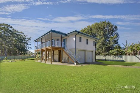Property photo of 10 Perrett Lane Fishermans Reach NSW 2441