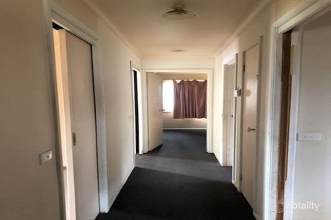 Property photo of 15 Watford Crescent Craigieburn VIC 3064