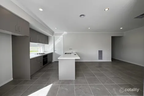 Property photo of 11 Synod Drive Beveridge VIC 3753
