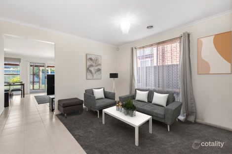 Property photo of 18 Ironbark Circuit Pakenham VIC 3810