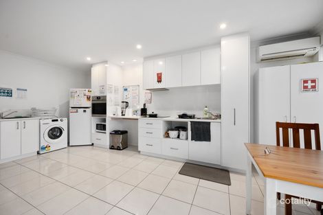 Property photo of 2/90 West Churchill Avenue Lake Coogee WA 6166