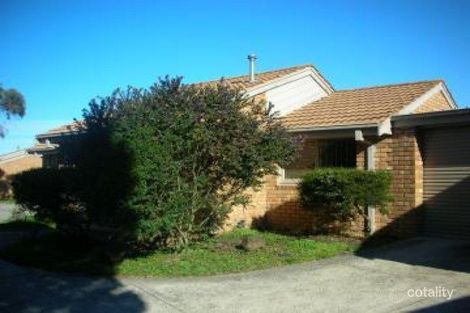 2/18 Surrey Rd W, Croydon, VIC 3136