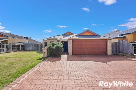 7 Waratah Cir, Halls Head, WA 6210