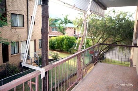 Property photo of 2/179 Samford Road Enoggera QLD 4051
