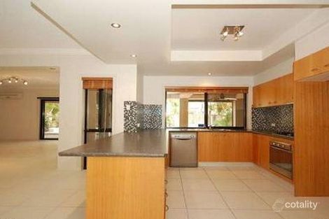 Property photo of 9 Arbuthnot Parade Benowa QLD 4217