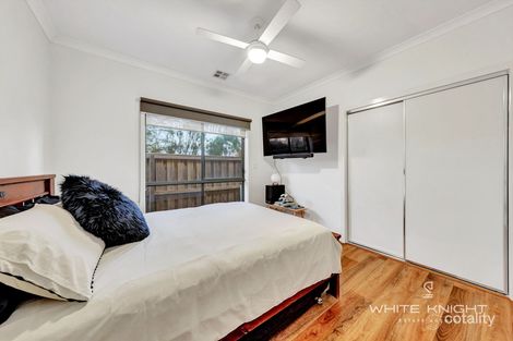 Property photo of 4 Orbis Avenue Fraser Rise VIC 3336