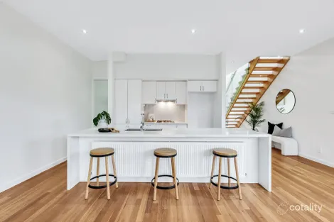 Property photo of 2/105A Wickham Road Hampton East VIC 3188