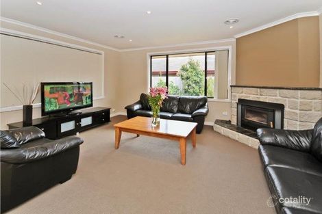 Property photo of 8 Germander Court Hillside VIC 3037