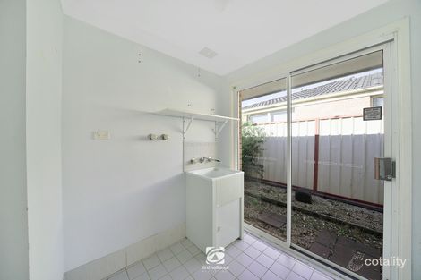 Property photo of 30 Downes Crescent Currans Hill NSW 2567