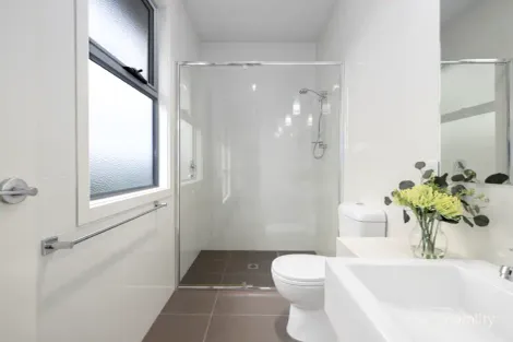 Property photo of 16 Emica Parade Knoxfield VIC 3180