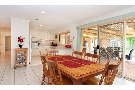 Property photo of 10 Valerie Way Lavington NSW 2641
