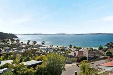 45 Roslyn Ave, Kingston Beach, TAS 7050
