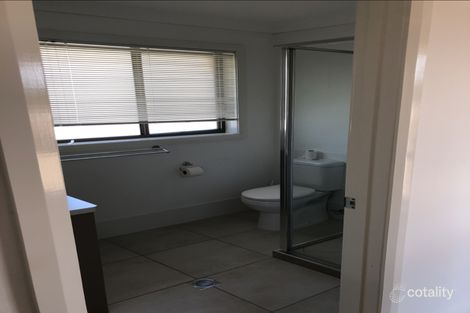 Property photo of 5 Cypress Pine Drive Miles QLD 4415