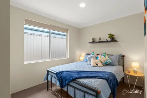 Property photo of 42 Linacre Road Bullsbrook WA 6084
