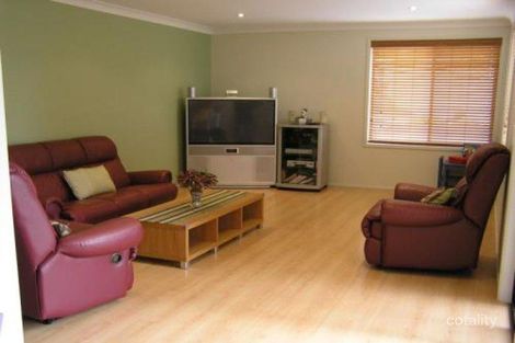 Property photo of 4 Gerrong Close Kanahooka NSW 2530