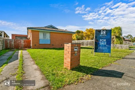 Property photo of 4 Banksia Crescent Churchill VIC 3842