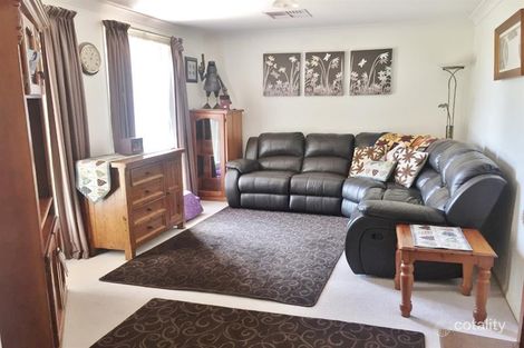 Property photo of 2 Bellbird Way Dubbo NSW 2830