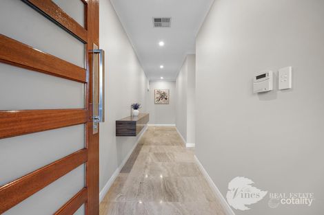 Property photo of 6 Hodnet Bend The Vines WA 6069