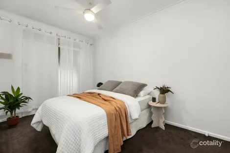 Property photo of 2/12 Surrey Street Pascoe Vale VIC 3044