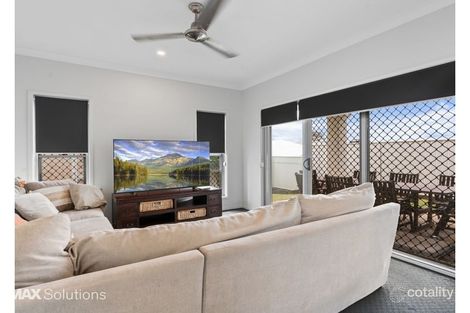 Property photo of 17 Aldritt Place Bridgeman Downs QLD 4035