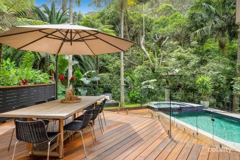 Property photo of 4 Easter Parade North Avoca NSW 2260