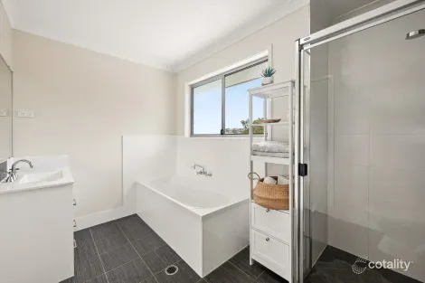 Property photo of 4 Latona Street Warner QLD 4500