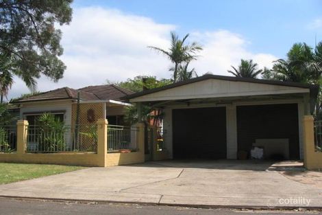 3 Sandra Ave, Panania, NSW 2213