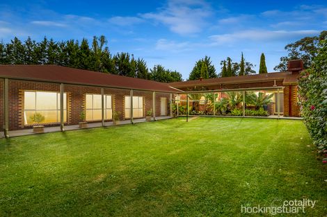 Property photo of 3 Cloverlea Drive Kilsyth South VIC 3137