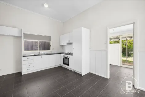 Property photo of 410 Eureka Street Eureka VIC 3350