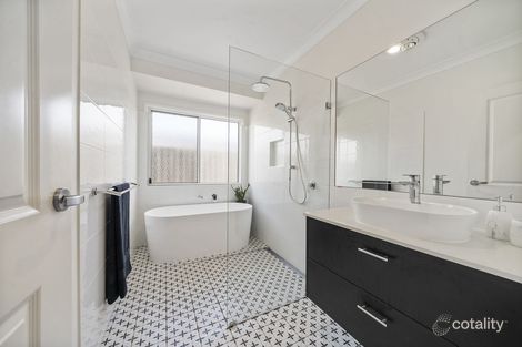 Property photo of 18 McAulay Avenue Highfields QLD 4352