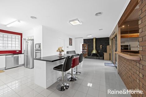 Property photo of 9 Wintersun Drive Albanvale VIC 3021