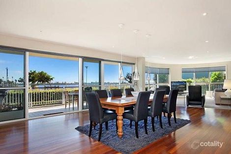 Property photo of 1/304 Wharf Road Newcastle NSW 2300