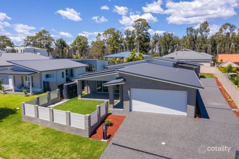 2/15 Janice St, Wallabi Point, NSW 2430