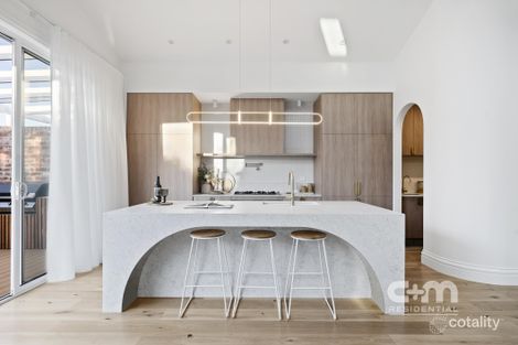 Property photo of 48A Snell Grove Pascoe Vale VIC 3044