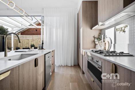 Property photo of 48A Snell Grove Pascoe Vale VIC 3044