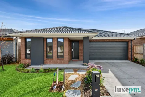 40 Fawkner Cres, Armstrong Creek, VIC 3217