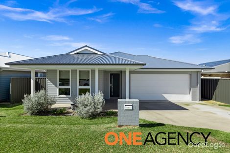 Property photo of 10 Halloran Street Vincentia NSW 2540