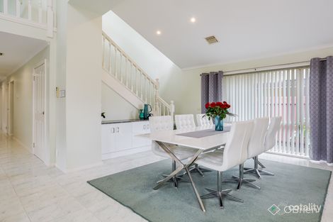 Property photo of 3 Meldrum Close Taylors Lakes VIC 3038