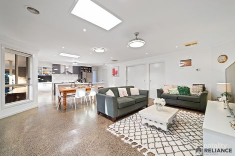 Property photo of 20 Giofches Crescent Tarneit VIC 3029