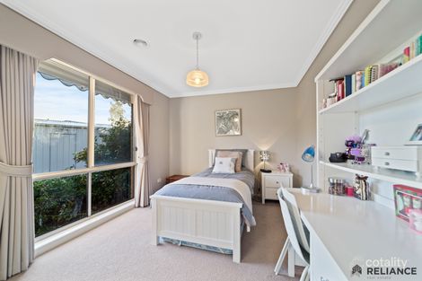 Property photo of 20 Giofches Crescent Tarneit VIC 3029