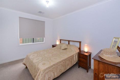 Property photo of 17 Tasman Court Hallett Cove SA 5158