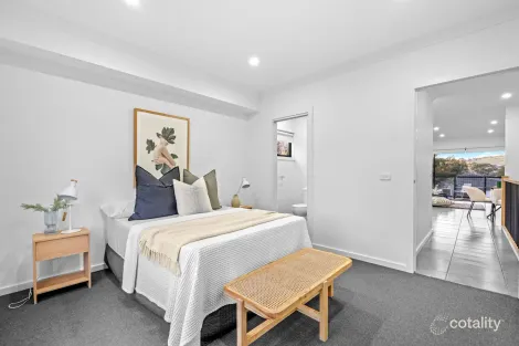 Property photo of 4/27 Kumara Circuit South Morang VIC 3752