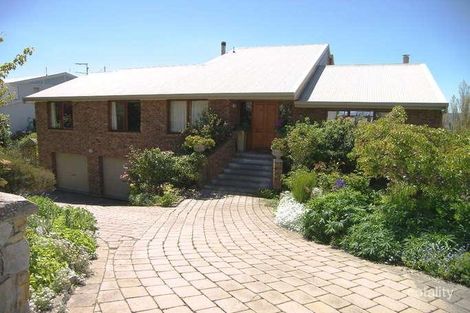 Property photo of 4 Tolmans Court Dynnyrne TAS 7005