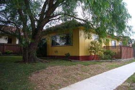 110 Baumans Rd, Peakhurst, NSW 2210