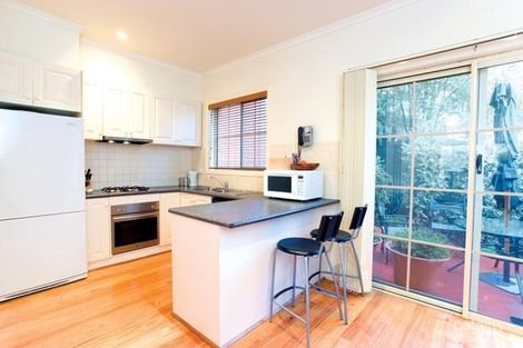 Property photo of 22 Newmarket Way Flemington VIC 3031