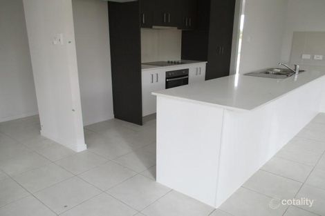 Property photo of 33 Everglade Street Yarrabilba QLD 4207