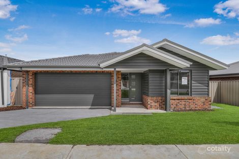 50 Sampson Dr, Pakenham, VIC 3810