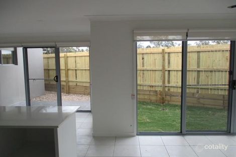 Property photo of 33 Everglade Street Yarrabilba QLD 4207
