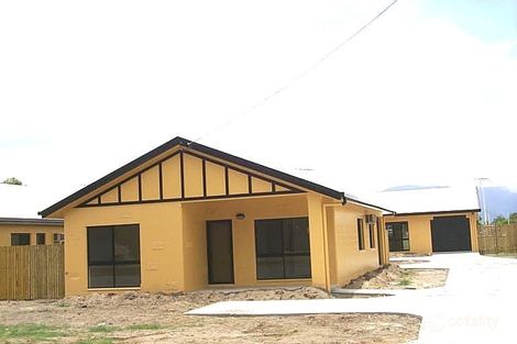 30 Clarke St, Manunda, QLD 4870